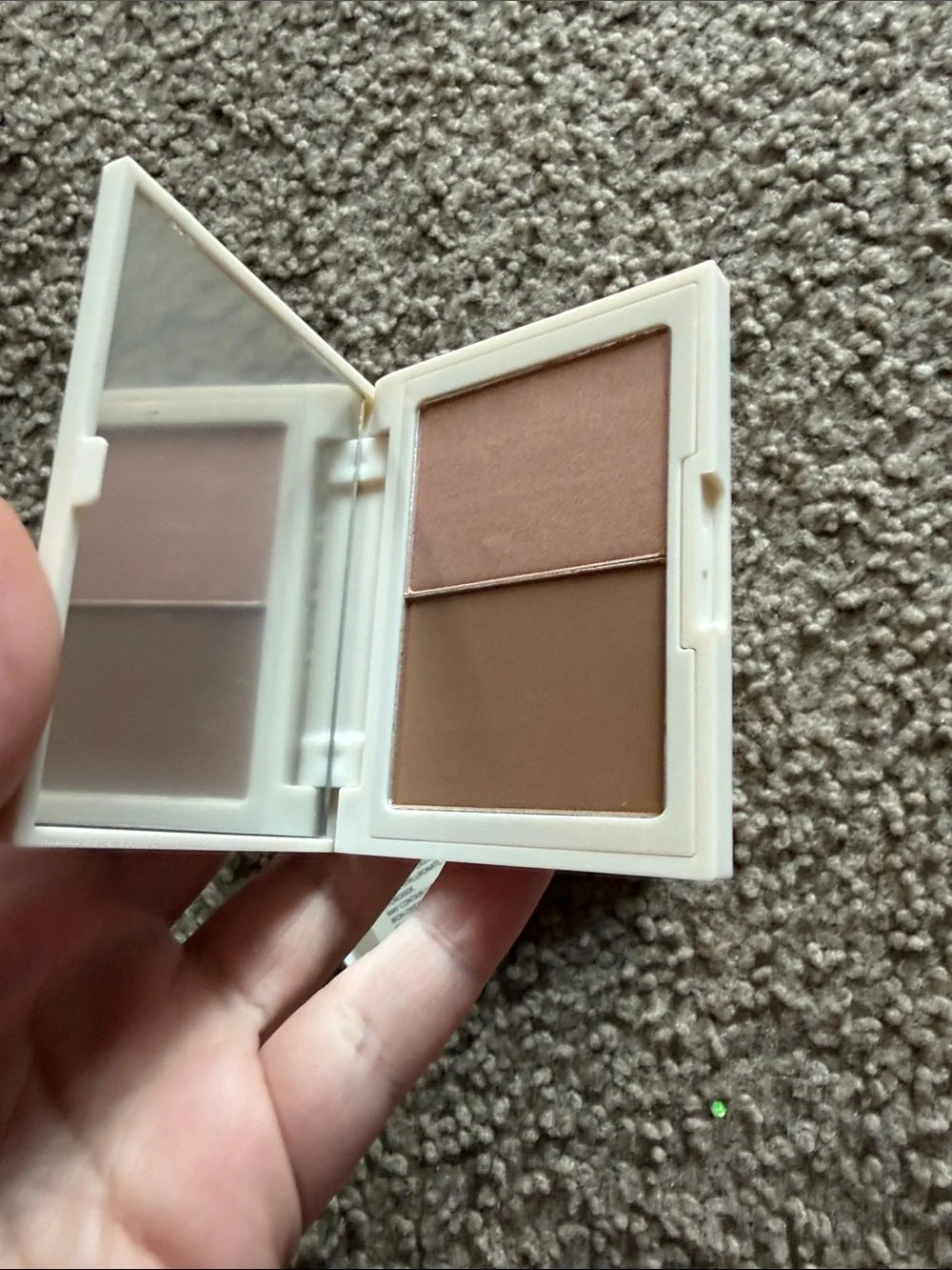 B68 Beauty For Real Sun Sculpt Weightless Bronzer Duo